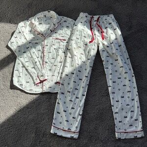 Petite Plume Mens White Pajamas
